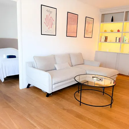 公寓 Appt 2p #airconditioning #terrace #center 戛纳