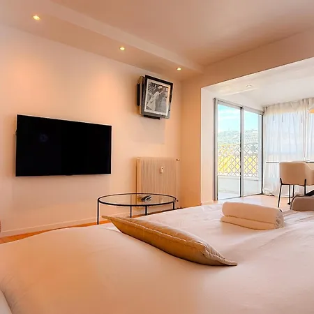 Appt 2p #airconditioning #terrace #center 戛纳