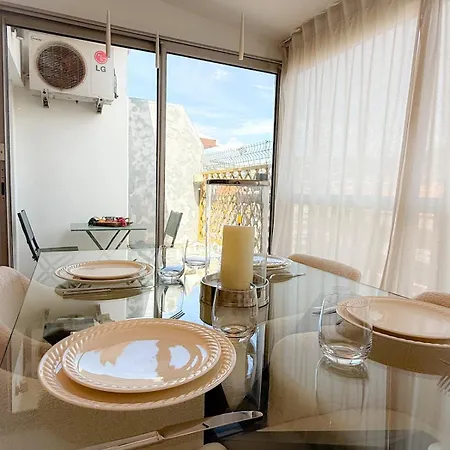 Appt 2p #airconditioning #terrace #center 公寓 *