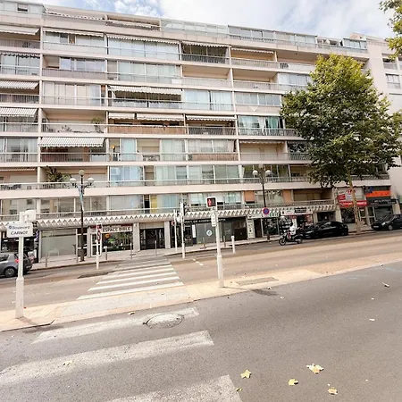 Appt 2p #airconditioning #terrace #center *